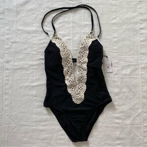 Shade & Shore Black Deep V One-piece Suit